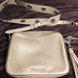 Michael Kors Cross body purse